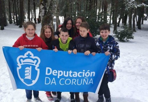 Sete nenos e nenas de Ordes participan na expedición a Manzaneda organizada pola Deputación da Coruña
